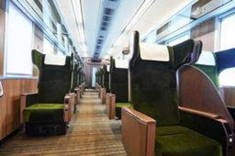 「数百円で楽チン」電車の有料座席指定が関西人にも好評　阪急・阪神・近鉄・JRが導入　京阪に追随