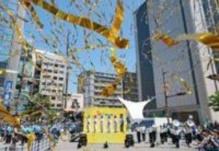 神戸まつりメインフェス、旧居留地エリアを彩る　楽器の演奏や軽快なダンス、5400人がパレード