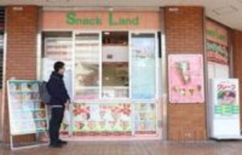 神戸で愛されたクレープ、夫婦で焼き続け37年　合計154歳、繁忙に追われ年内閉店を決断