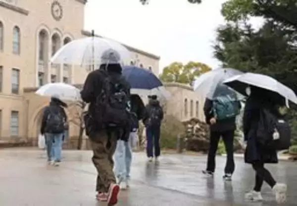 受験生5900人が神戸大に挑戦　国公立大2次試験、前期日程始まる