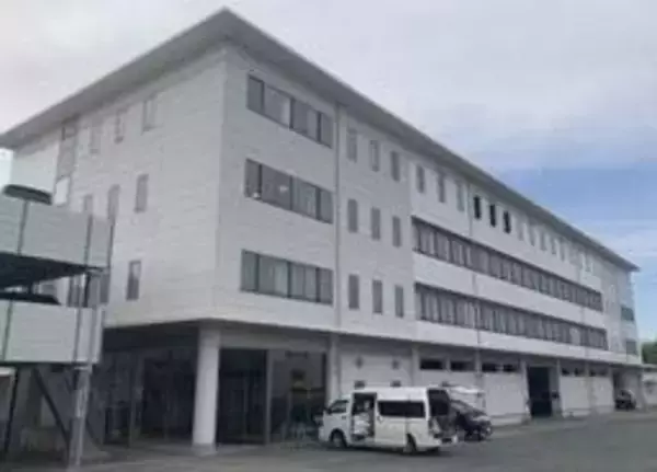 中国道で高齢者はねられ死亡　衝突のトラック運転手を容疑で逮捕　ICから立ち入りか