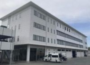 中国道で高齢者はねられ死亡　衝突のトラック運転手を容疑で逮捕　ICから立ち入りか