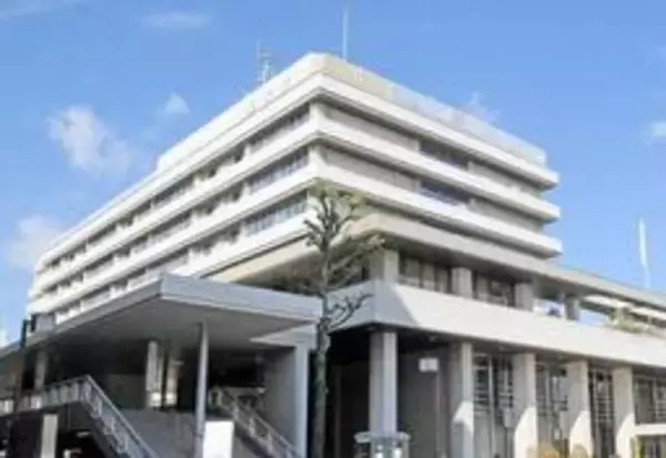 勤務中、頻繁にLINE　環境局職員、停職1カ月の処分　友人らと作るグループチャットに投稿　西宮