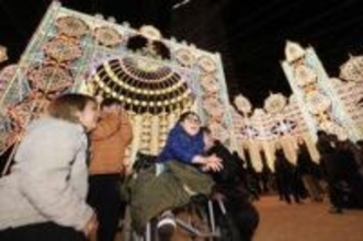 神戸ルミナリエ、東遊園地で一足早く　「ハートフルデー」に歓声と拍手　30日開幕