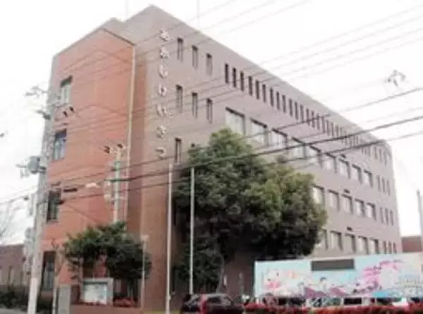 女児に性的画像を撮影、送信させた疑い　神戸市立中学の教諭を逮捕　明石署