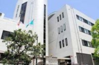 甲子園球場前の高架下で警備員に暴行疑い、50歳男を現行犯逮捕　泥酔し、試合終了後に暴れる