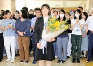 坂本花織さんと三浦璃来さんに、兵庫県が「誉」賞　坂本さん「次は指導者として選手育てたい」