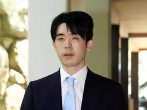 王位戦第2局、藤井と伊藤が会場入り　有馬であす15日から