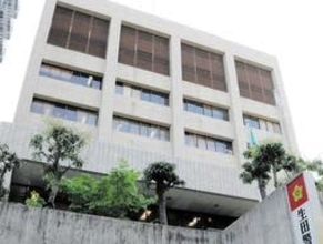 「全く知らない人の物」不正入手のキャッシュカード使用未遂　69歳女を容疑で逮捕