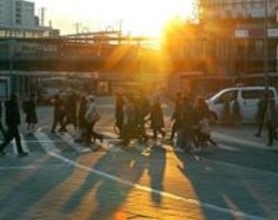 事務所開きやあいさつ回り…兵庫11、12区各陣営、論戦前に準備急ぐ　衆院選27日公示