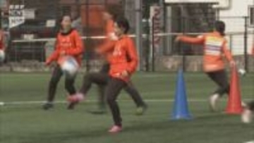 なでしこリーグ2部への昇格を決めたレノファ山口FCレディース 山口市でことし初めての練習