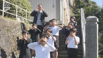 「つるよこーい、はやくこーい」本州唯一のナベツルの越冬地＝周南市八代で「つるよ来い来い集会」