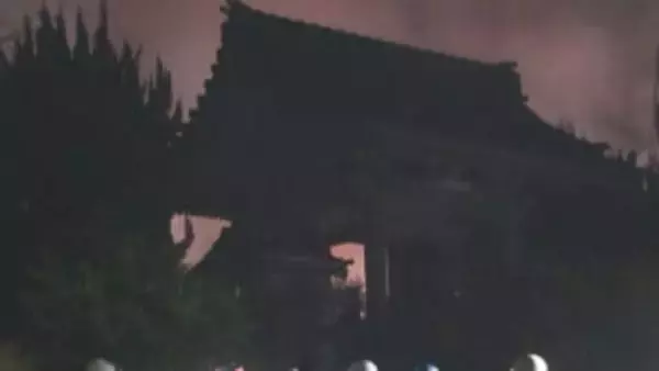 【速報】下関市川棚の寺で火事…焼け跡から２人の遺体　さらに３人と連絡とれず