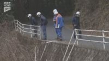 ガードレール突き破りトラックが10メートル崖下に…運転していたとみられる高齢男性は搬送時意識あり 和木町