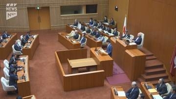 県議会が議員の定数を2人減らす条例改正案を可決 定数削減は2015年の「2減」以来12年ぶり