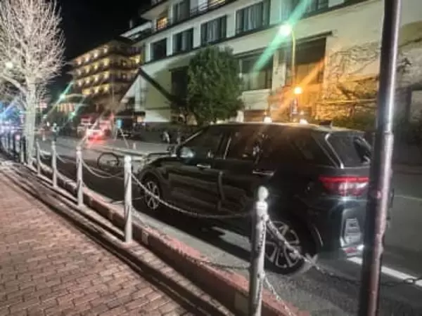 車と自転車が衝突「70代くらいの男性が頭から出血している」と119番通報・重傷の可能性も（山口市湯田温泉）