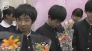 3万2000人の門出に彩りを…JAグループ山口が県産ユリ「プチシリーズ」を卒業生に贈る