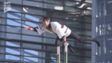 高さ７メートルで技を披露！伝統の「はしご乗り」演技～山口・下関市の消防出初式