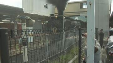 SLやまぐち号のD51蒸気機関車 蒸気圧不足で運転取り止めに（山口）