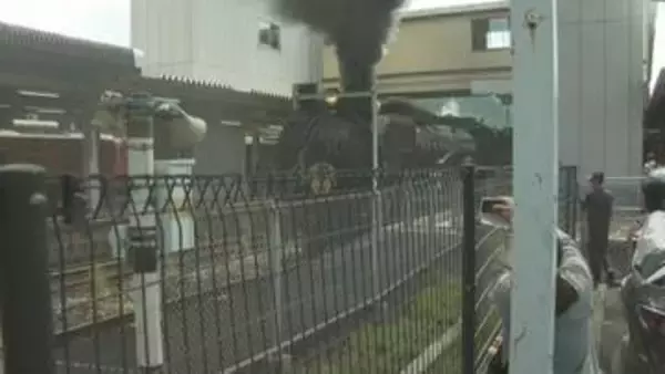 SLやまぐち号のD51蒸気機関車 蒸気圧不足で運転取り止めに・あすはDLやまぐち号DD51ディーゼル機関車で運行（山口）