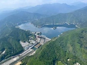 伐木体験や食イベント参加など　早明浦ダム見学ツアー　参加者募集