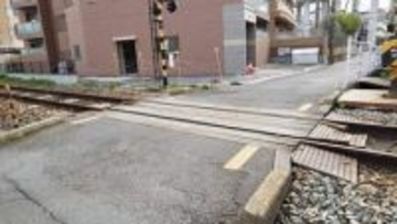 JR津山線の踏切で列車と人が接触　4本が運休、運転を再開　岡山市