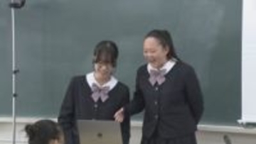 英語で笑いを取るのは「Very Exciting！」　名古屋大学開発のシステムで高校生が英語漫才に挑戦　高松市