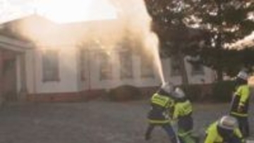 文化財防火デーを前に　国の重要文化財・旧善通寺偕行社で消火訓練　香川