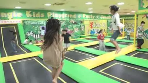 お盆休みどう過ごす？　涼しく過ごせる場所が人気　親子連れでにぎわう室内遊園地　高松市