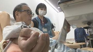 献血不足の解消を　岡山県パチンコ・パチスロ業協同組合の理事長らが献血に参加