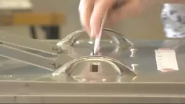 【衆院選2026】投票所でミス相次ぐ…投票用紙の二重交付に投票用紙の置き去り　香川