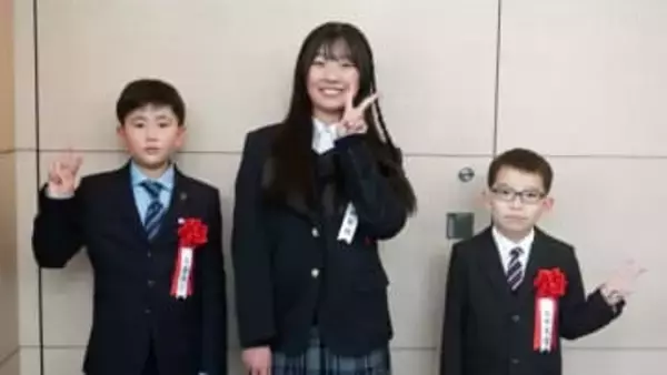 岡山・香川の3人が大賞受賞　JA共済 全国小・中学生書道コンクールの表彰式