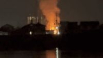 【速報】岡山市南区福吉町で住宅火災か　消防が消火活動中　13日午前1時現在