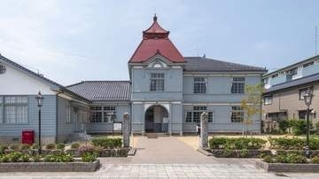 赤い屋根がかわいい勝央町のシンボル　国登録有形文化財のモダン建築で企画展　6月20日には見学会
