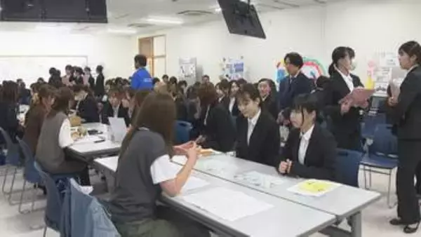 保育士不足の解消へ　保育学生への就職説明会　香川・高松市