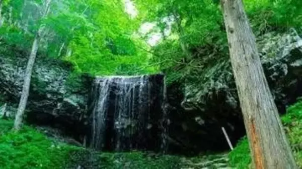 約3年ぶり　台風で被災「岩井滝」の一般公開再開　岡山・鏡野町