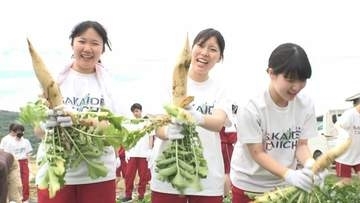 坂出市の高校生が学校給食のメニュー開発へ　給食センターと農園を見学「大変さが分かりました」　香川