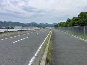 【速報】ロードバイクの男性が死亡 軽自動車が対向車線にはみ出し衝突か 20代の男を現行犯逮捕　岡山・玉野市