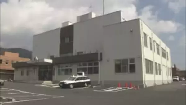 笠岡市の住宅が全焼　住民の男性が軽傷　「敷地内で枯れ葉を燃やしていた」　岡山