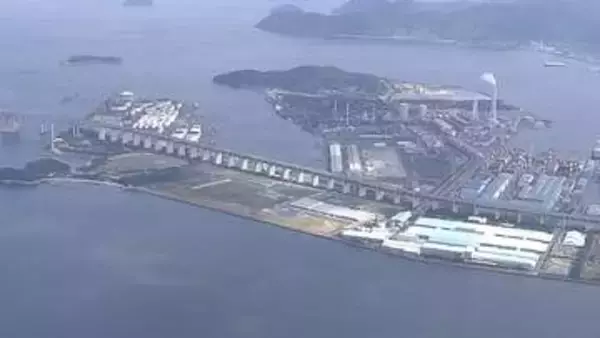 【続報】石油会社の物流基地から油が流出　海上の油は消滅　香川・坂出市番の州地区