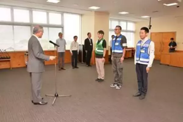 被災地支援へ　真庭市職員の出発式　岡山【熊本で最大震度7】