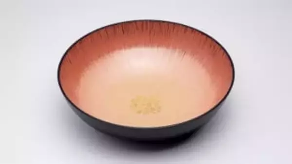 伝統の継承と現代生活への応用　日本伝統漆芸展　3月14日から　高松市美術館