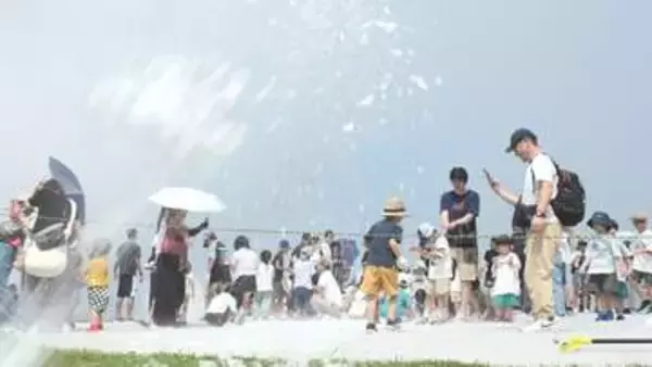 涼を感じて…「真夏の雪遊び」雲辺寺山頂公園　8月23日までの土日祝　香川・観音寺市