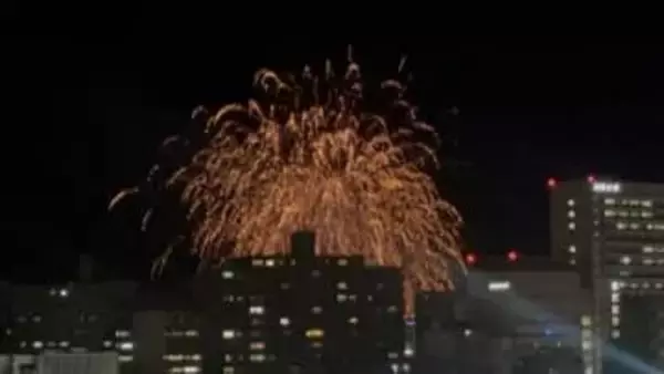 クリスマスマーケットで花火打ち上げ　22日から3日間　1日1000発　サンポート高松