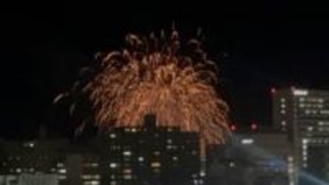 クリスマスマーケットで花火打ち上げ　22日から3日間　1日1000発　サンポート高松