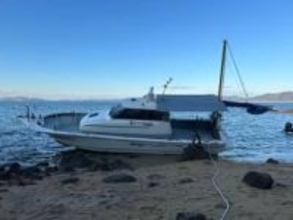 釣りをしていたプレジャーボートが島の海岸に乗りあげ　けが人なし　岡山