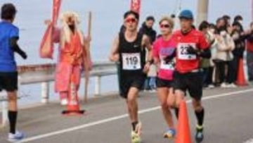 10（テン）の具（グ）入りうどんが食べられる　「天狗マラソン」ランナー募集　香川・坂出市