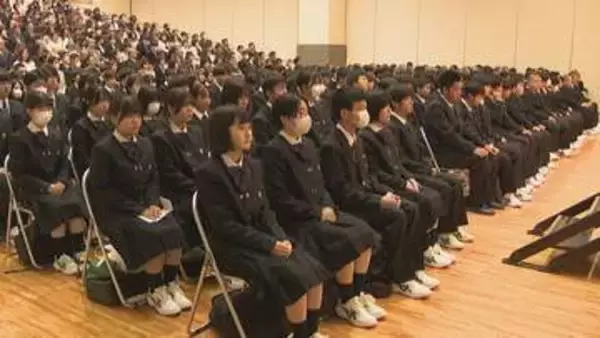 新たな校名に…蓬莱高校として初の入学式　入学者は前年度より約20人増　授業料無償化の影響も　香川