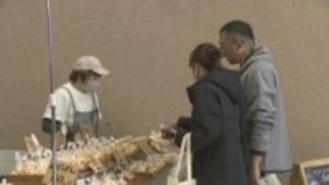 素材にこだわったパンを一堂に集めたイベント開かれる　高松市