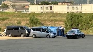 高松市の河川敷で軽自動車が全焼　1人が死亡　香川